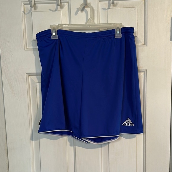 Adidas Blue Basketball short size XL women’s - Picture 1 of 4